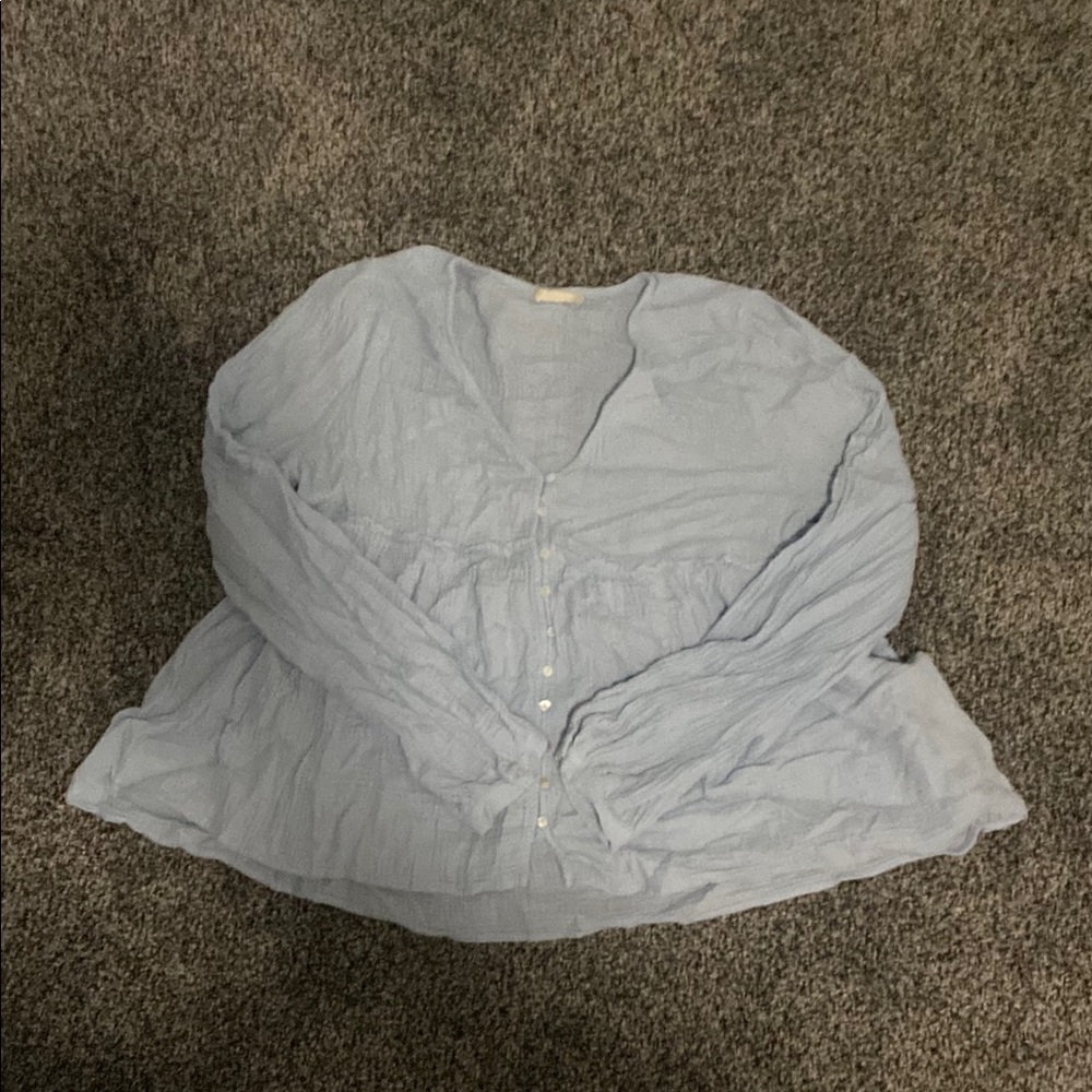 Women's Light Blue Top